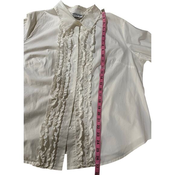 Bloomingdale’s White Button Down Ruffle Blouse - Size 18 EUC - Picture 8 of 8